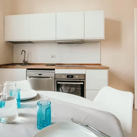 Apartment Papiniano - Lakeside L&b Milan