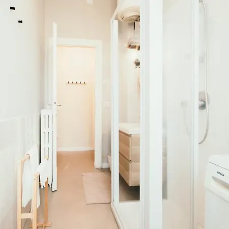 Papiniano - Lakeside L&b Apartment *